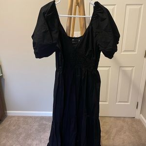 Black puff sleeve maxi dress